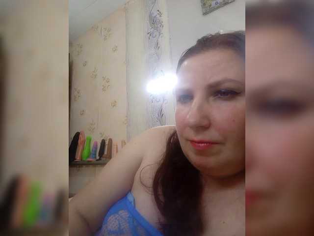 Ogonek37 live cam on BongaCams