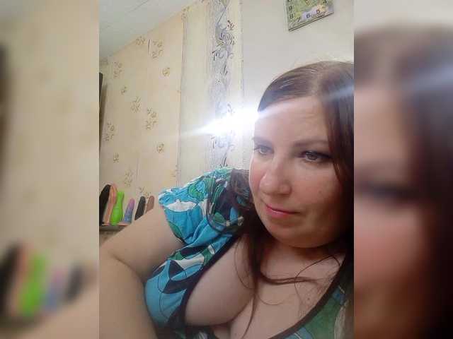 Ogonek37 live cam on BongaCams