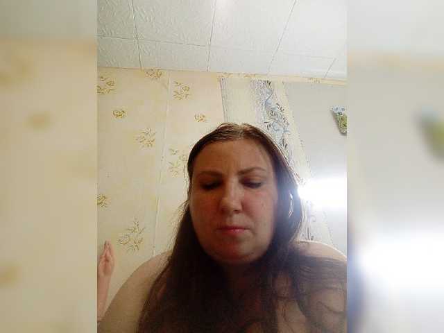 Ogonek37 live cam on BongaCams
