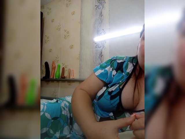 Konfetka80 live webcam show
