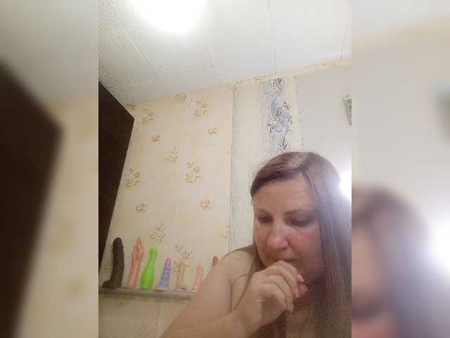 Ogonek37 live cam on BongaCams