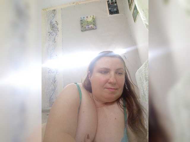 Ogonek37 live cam on BongaCams