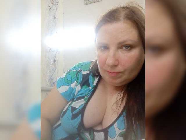 Ogonek37 live cam on BongaCams