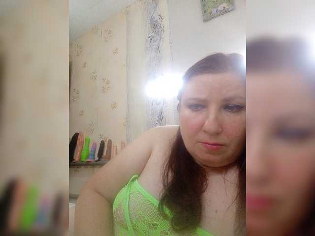 Konfetka80 live cam preview