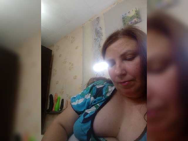 Ogonek37 live cam on BongaCams