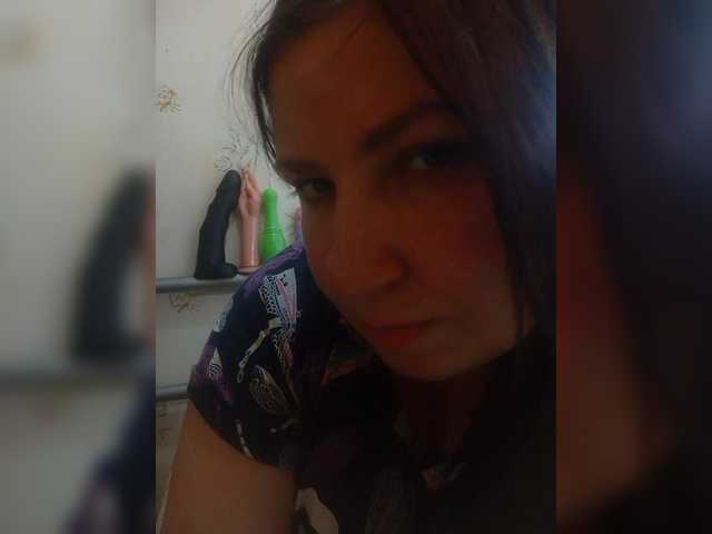 Konfetka80 live cam preview