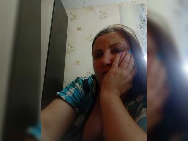 Ogonek37 live cam on BongaCams