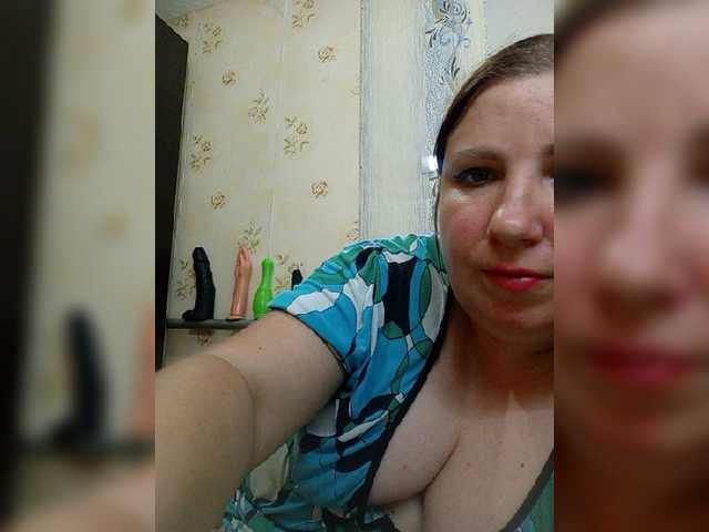 Ogonek37 live cam on BongaCams
