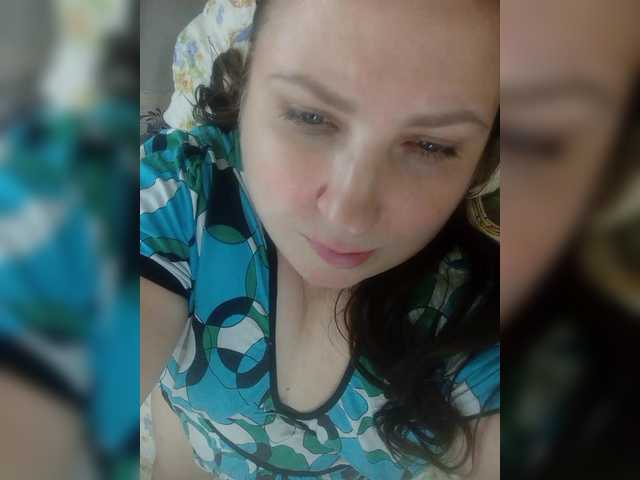 Ogonek37 live cam on BongaCams