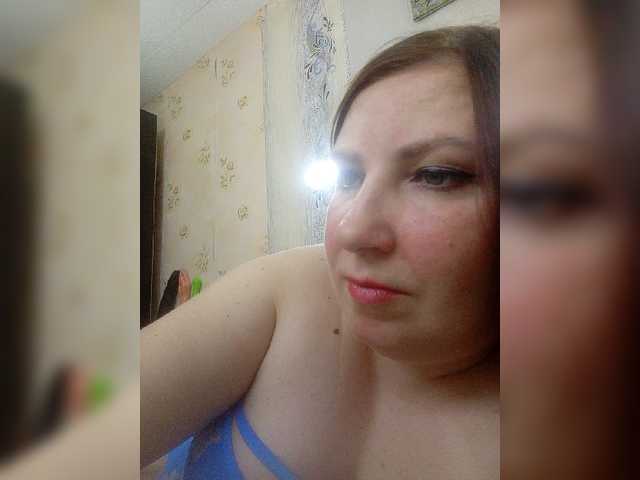 Ogonek37 live cam on BongaCams