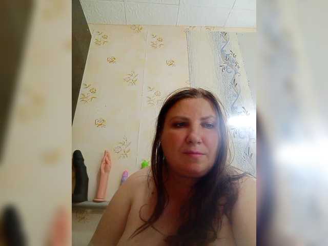 Ogonek37 live cam on BongaCams