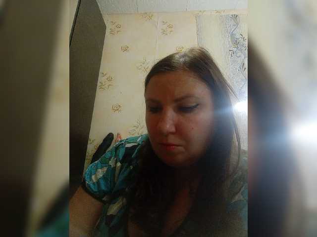 Konfetka80 live cam preview