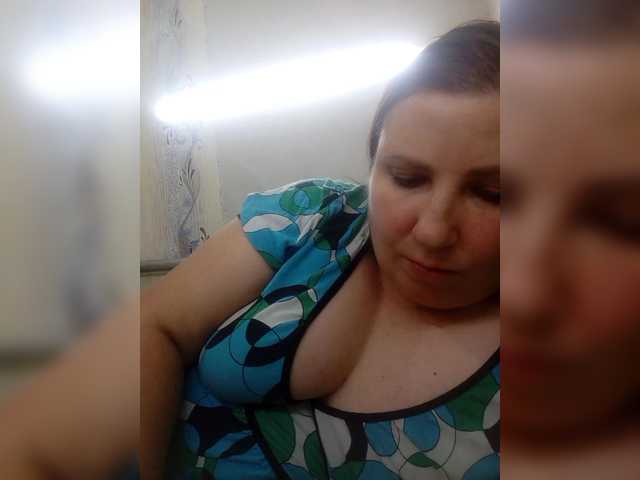 Ogonek37 live cam on BongaCams