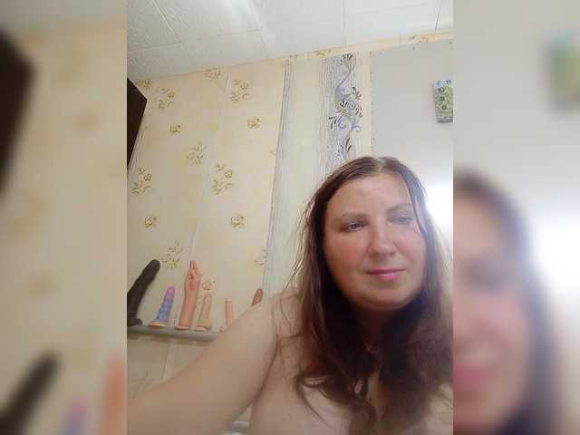 Ogonek37 live cam on BongaCams