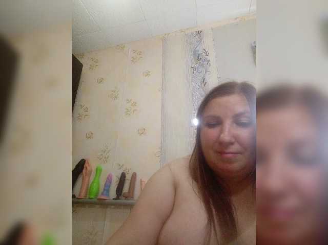 Ogonek37 live cam on BongaCams