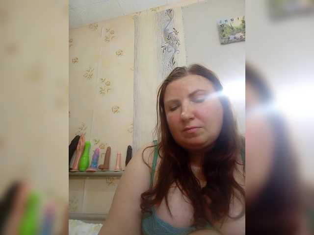 Konfetka80 live cam preview
