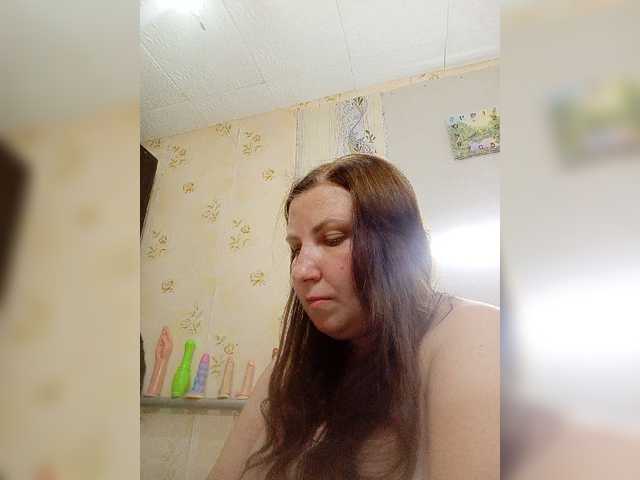 Ogonek37 live cam on BongaCams