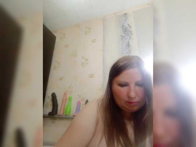 Ogonek37 live cam on BongaCams