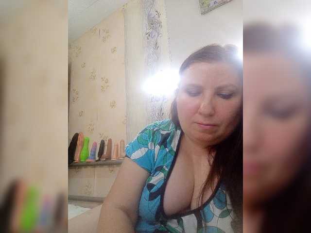 Konfetka80 live cam preview