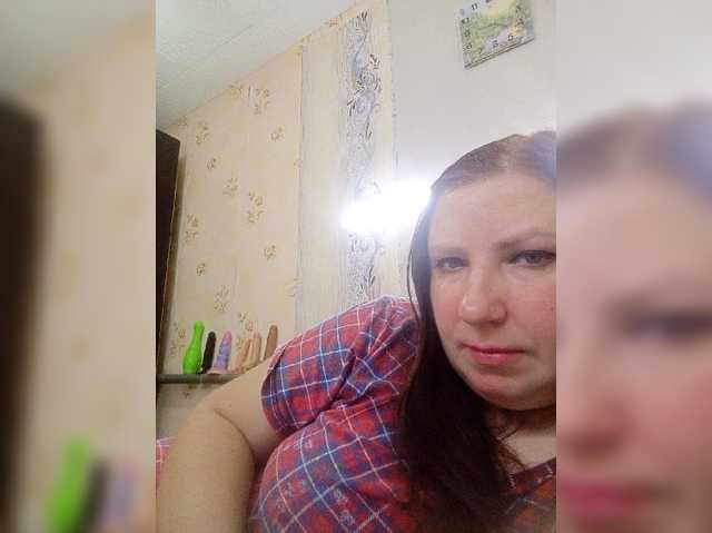 Ogonek37 live cam on BongaCams
