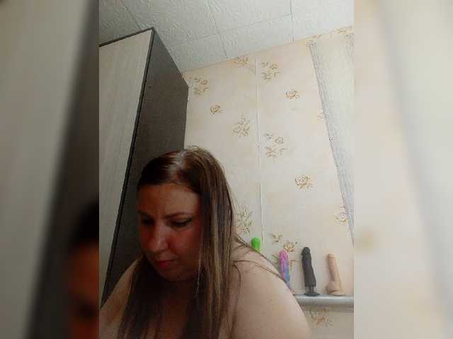 Ogonek37 live cam on BongaCams