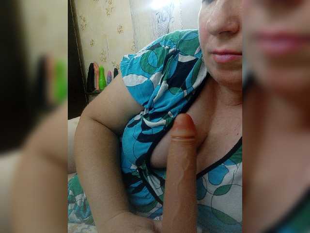 Ogonek37 live cam on BongaCams