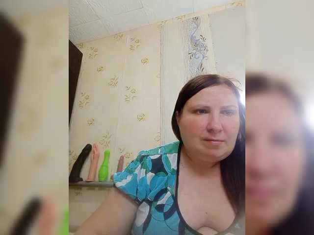 Ogonek37 live cam on BongaCams