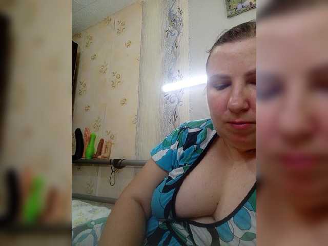 Ogonek37 live cam on BongaCams