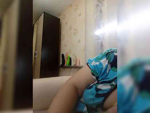 Konfetka80 webcam