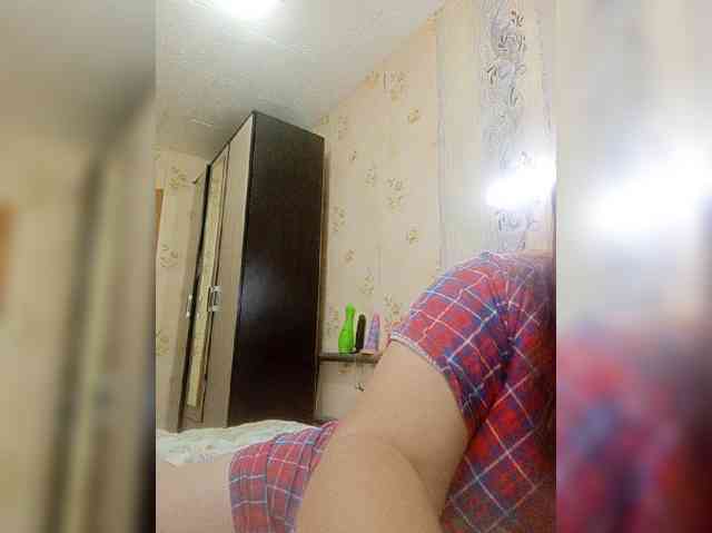 Konfetka80 webcam