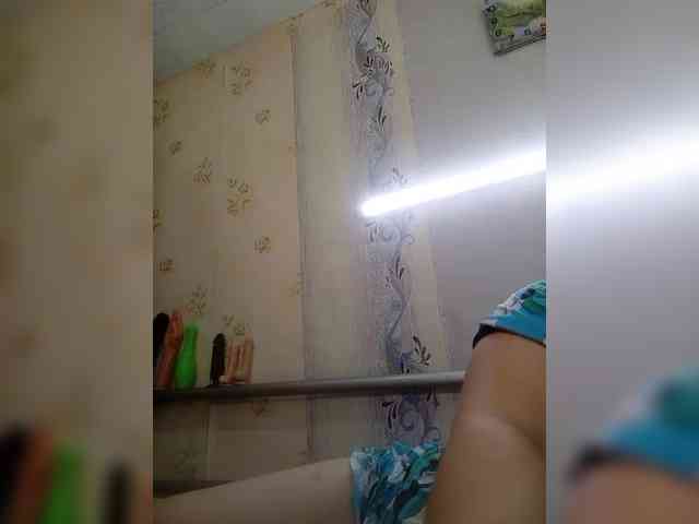 Konfetka80 webcam