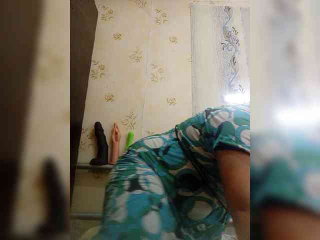 Konfetka80 webcam