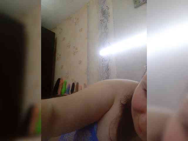 Konfetka80 webcam