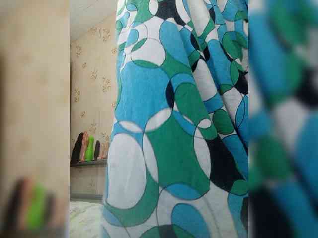 Konfetka80 webcam