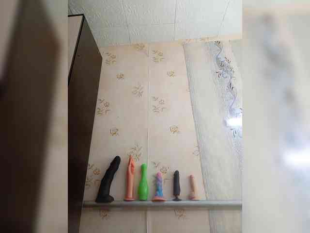 Konfetka80 webcam
