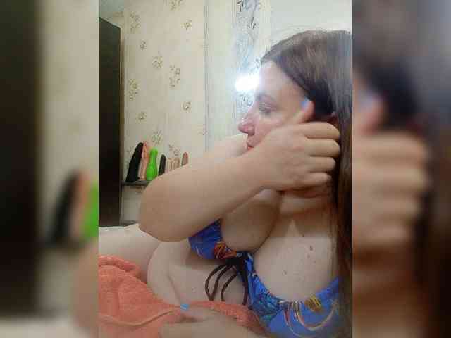 Konfetka80 webcam