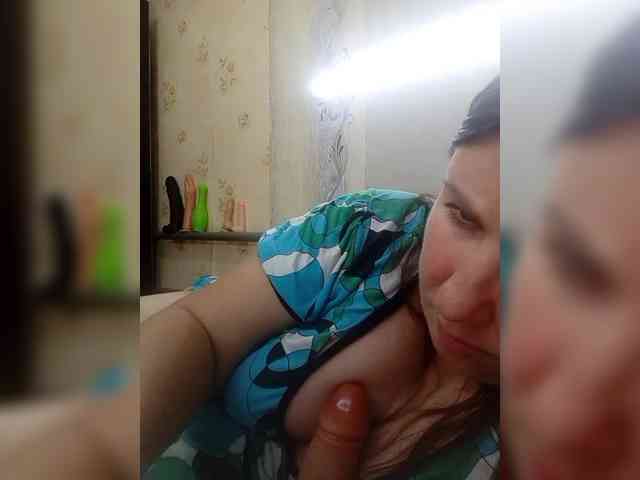 Ogonek37 Live Webcam on BongaCams