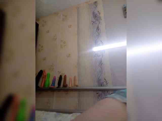 Konfetka80 webcam