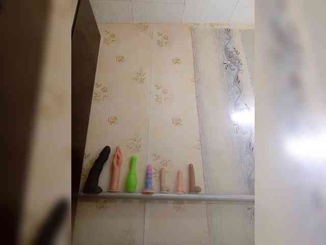 Konfetka80 webcam
