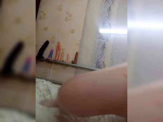 Konfetka80 webcam