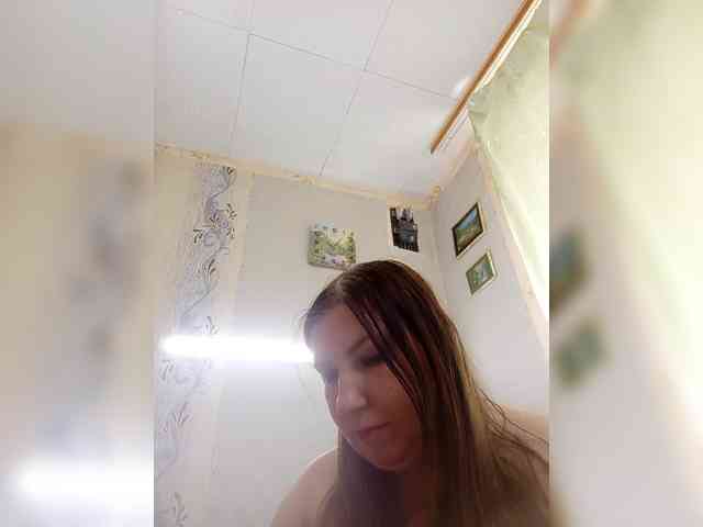 Ogonek37 Live Webcam on BongaCams