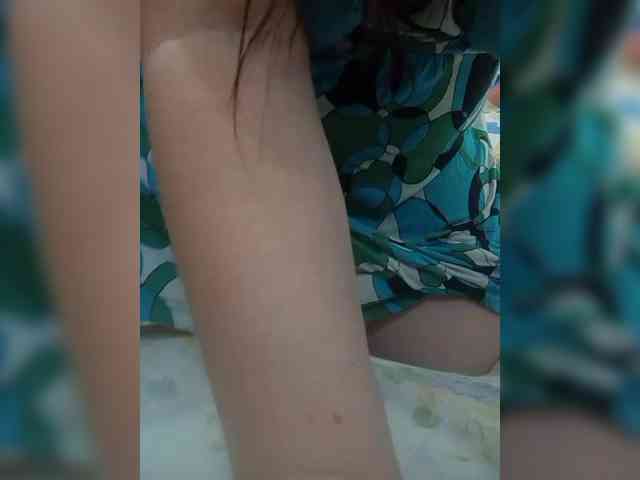 Konfetka80 webcam