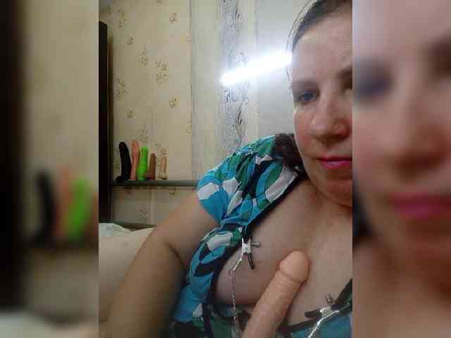 Ogonek37 Live Webcam on BongaCams