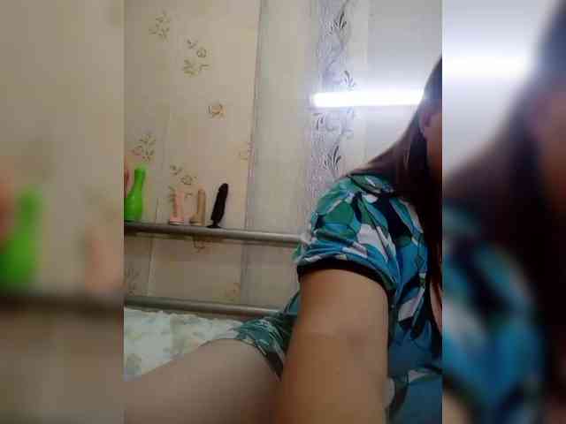Konfetka80 webcam