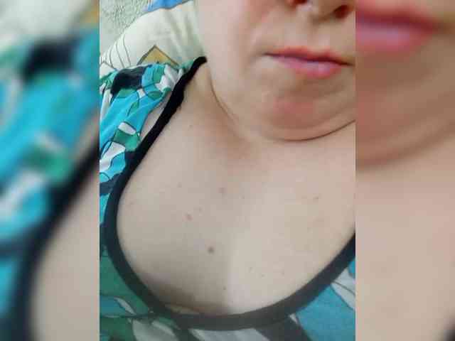 Ogonek37 Live Webcam on BongaCams