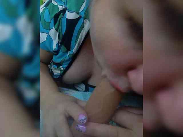 Konfetka80 webcam