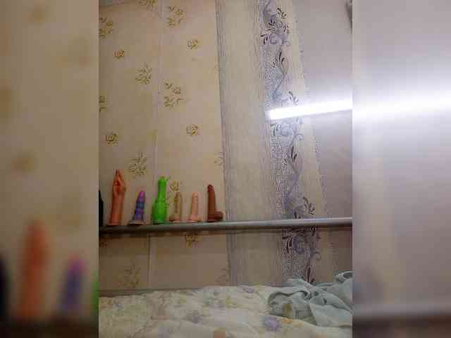 Konfetka80 webcam