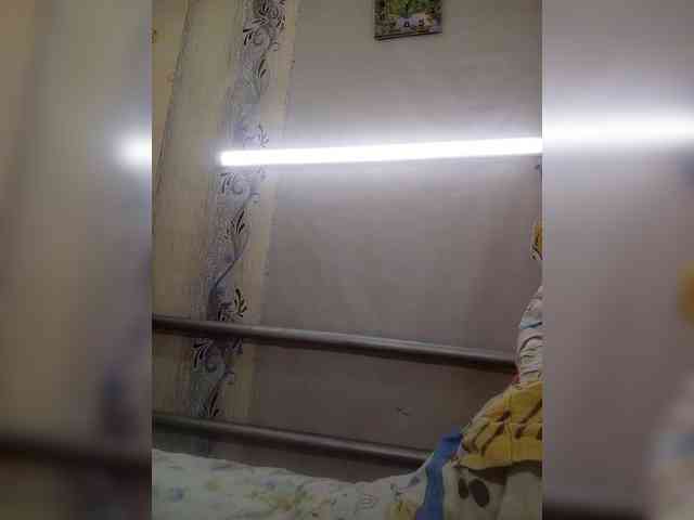 Konfetka80 webcam