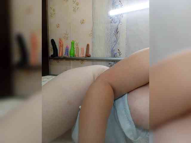 Konfetka80 webcam