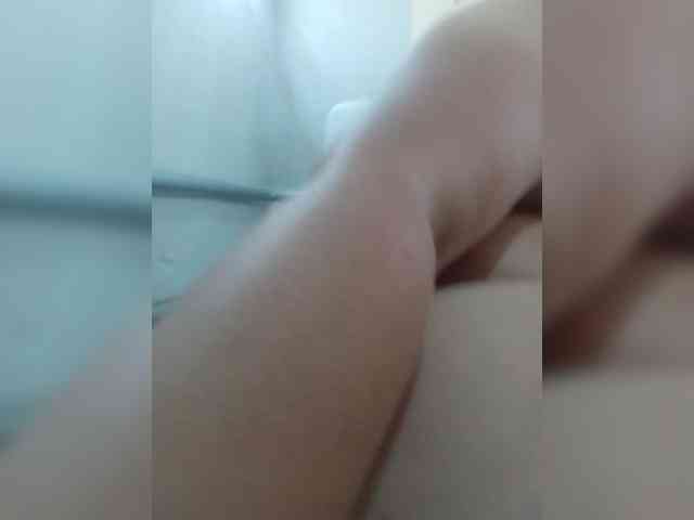 Konfetka80 webcam
